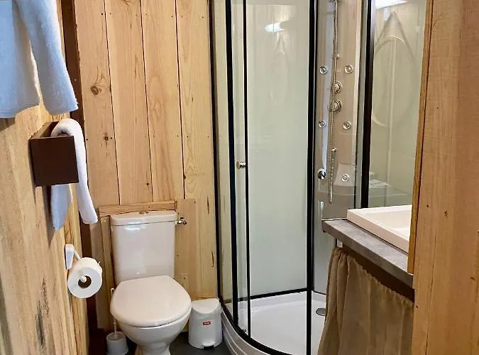 - L'hôthentique Gaillan-en-Médoc